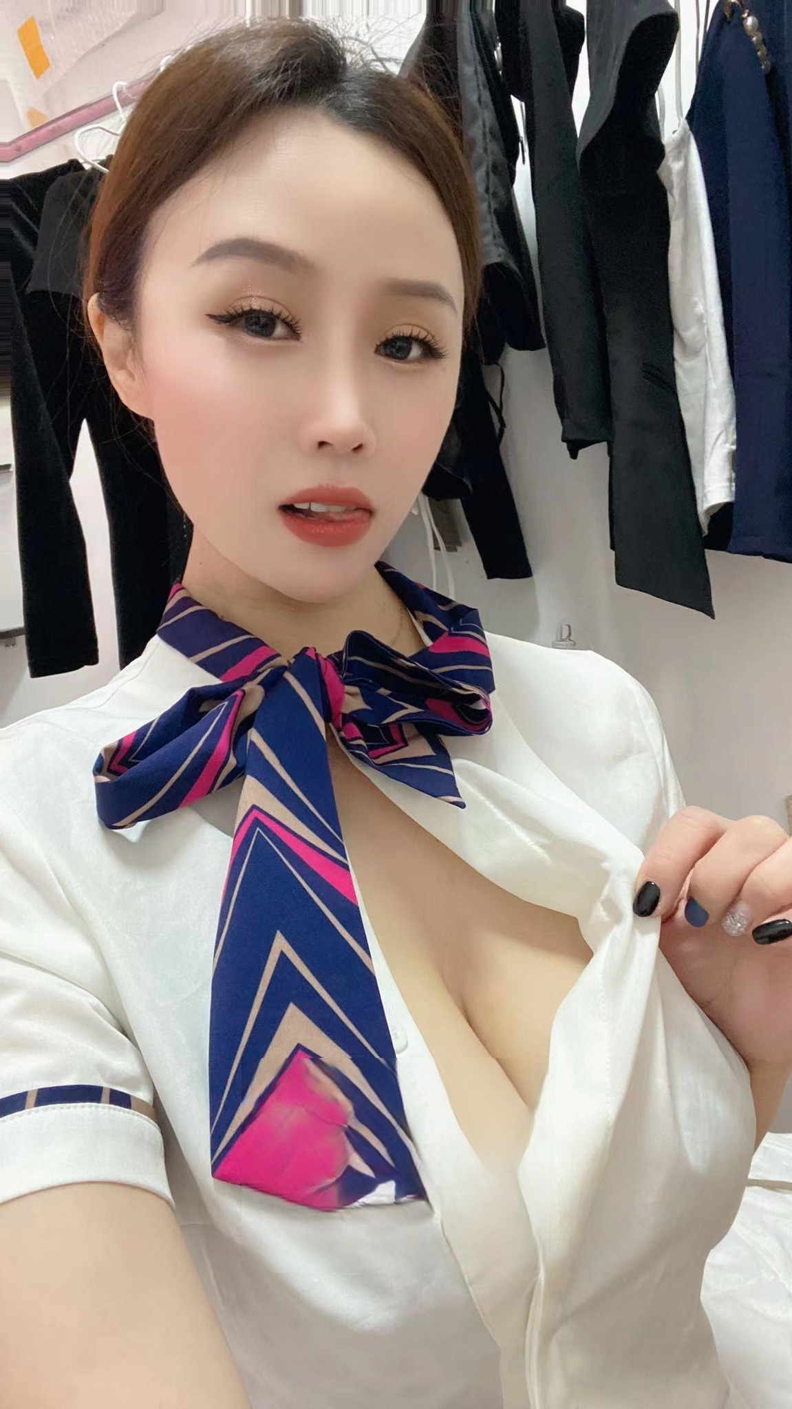 OL制服御姐婷婷,年龄: 26 - 91品茶-91品茶